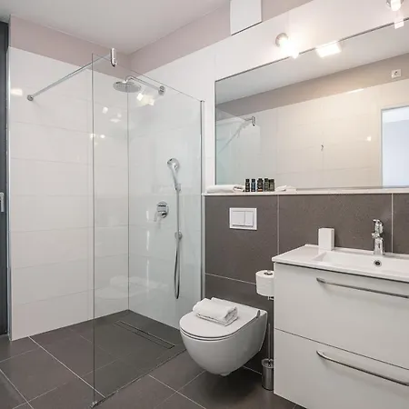 Hill Penthouse * Žrnovo