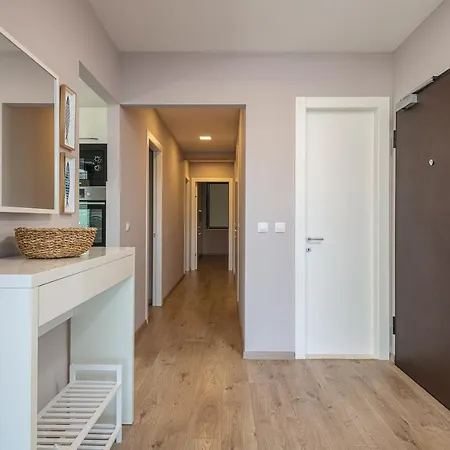 Hill Penthouse Apartman Žrnovo